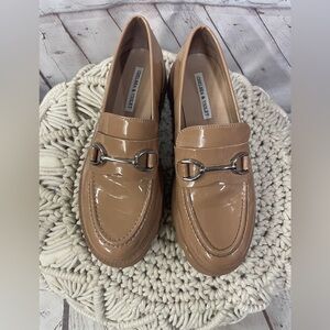 Chelsea & Violet Vera Tan Patent Slip On Lug Sole Loafer Size 8M